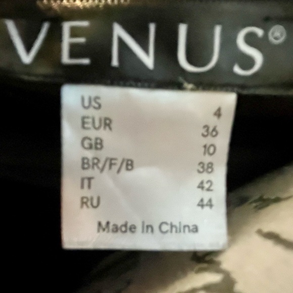 VENUS Ruffle Off the Shoulder One Sleeve Tie Waist Top - Picture 5 of 16